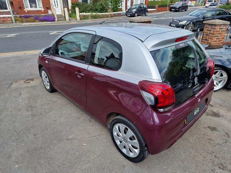 PEUGEOT 108